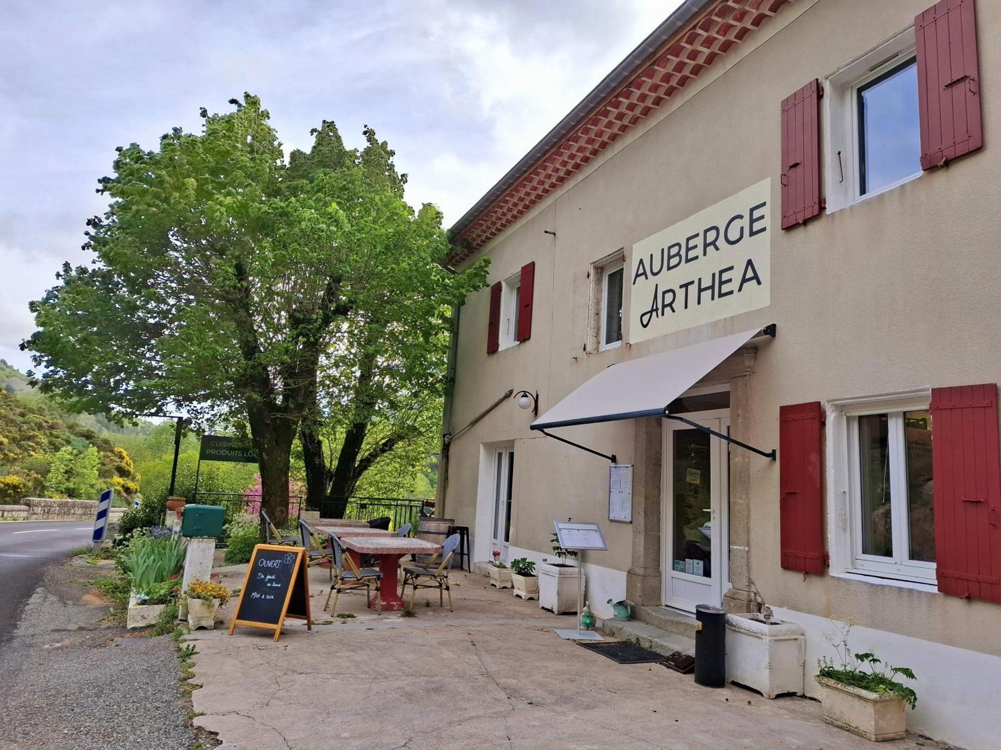Auberge Arthea Laviolle Bagian luar foto