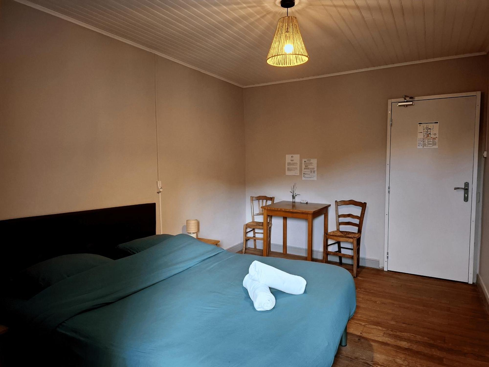 Auberge Arthea Laviolle Ruang foto
