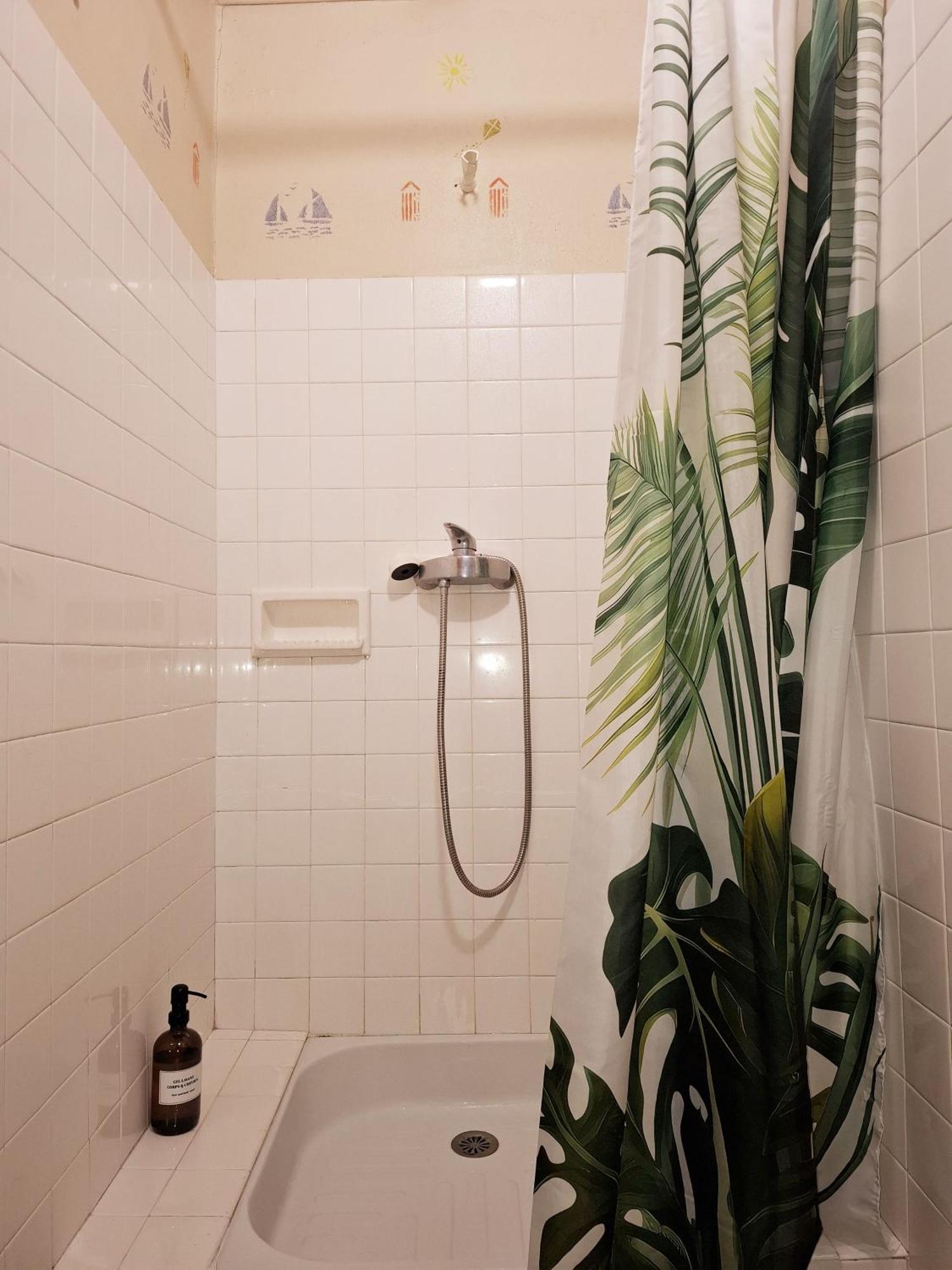 Auberge Arthea Laviolle Ruang foto